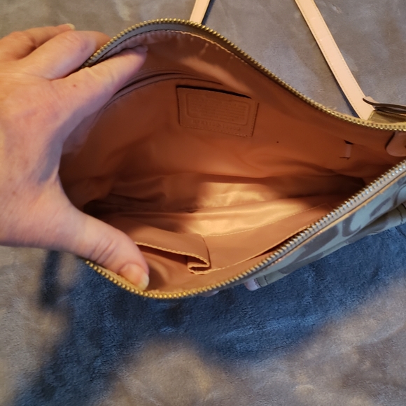 Coach purse - Picture 3 of 5